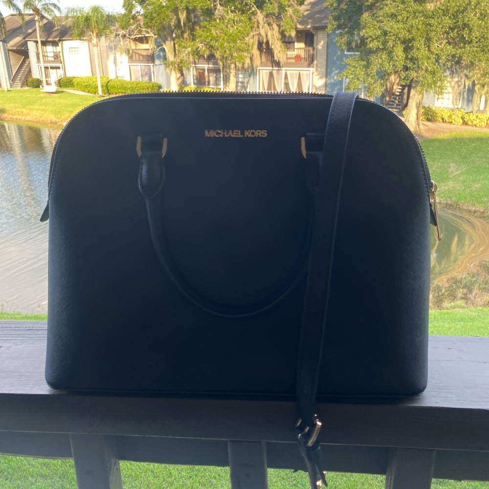 Medium Michael Kors satchel